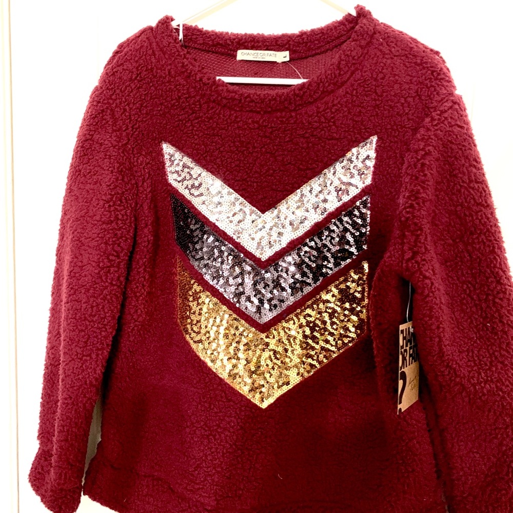 Beautiful sweater NWT